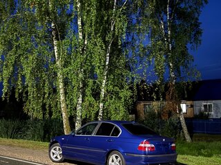 2003 BMW 3 серии 320i IV (E46) Рестайлинг, синий, 850000 рублей, вид 4