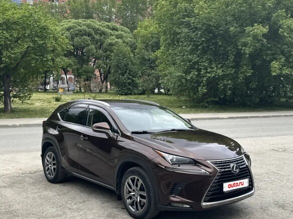 2019 Lexus NX 200 I Рестайлинг, коричневый, 3400000 рублей - вид 1
