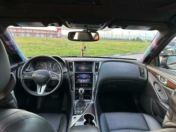 2018 Infiniti Q50 I Рестайлинг, чёрный, 2300000 рублей - вид 5
