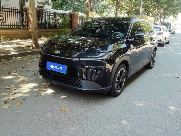 Открыть фотографии: Toyota bZ3X