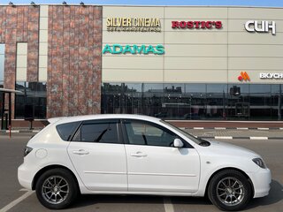 2008 Mazda 3 I (BK) Рестайлинг, белый, 585000 рублей, вид 3