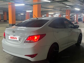 2016 Hyundai Solaris I Рестайлинг, белый, 680000 рублей, вид 5