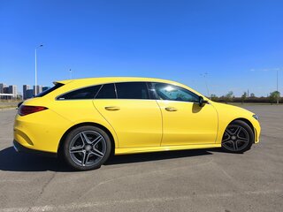 2020 Mercedes-Benz CLA 180 II (C118, X118), жёлтый, 2650000 рублей, вид 3