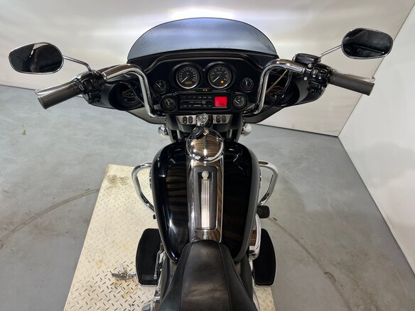 2012 Harley-Davidson Electra Glide, чёрный, 730000 рублей - вид 24