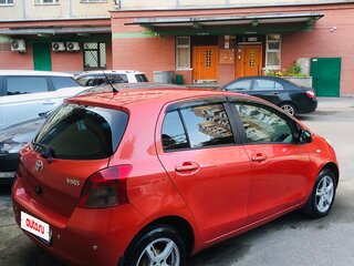 2007 Toyota Yaris Multimode II, оранжевый, 420000 рублей, вид 4