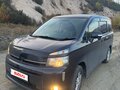 2011 Toyota Voxy II (R70) Рестайлинг, фиолетовый, 1850000 рублей