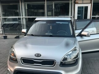 2013 Kia Soul I Рестайлинг, серый, 1100000 рублей, вид 1