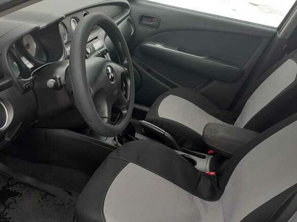 2004 Mitsubishi Outlander I, серебристый - вид 9