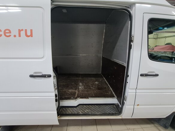 2016 Mercedes-Benz Sprinter Classic, белый, 1900000 рублей - вид 5