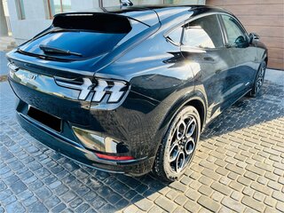 2023 Ford Mustang Mach-E 98 kWh I, чёрный, 3200000 рублей, вид 4