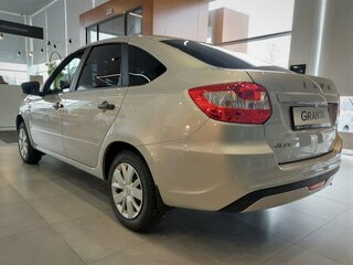 2026 Lada (ВАЗ) Granta I Рестайлинг, серебристый, 1118000 рублей, вид 5