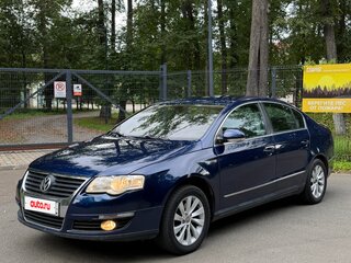 2010 Volkswagen Passat B6, синий, 585000 рублей, вид 3