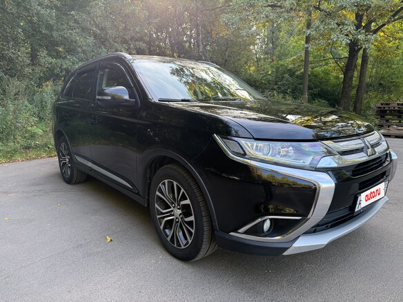 2017 Mitsubishi Outlander III Рестайлинг 2, чёрный, 1690000 рублей - вид 6
