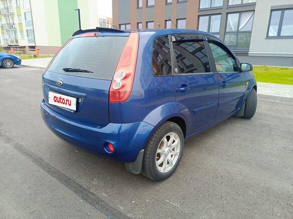2007 Ford Fiesta Mk5, синий, 550000 рублей - вид 3
