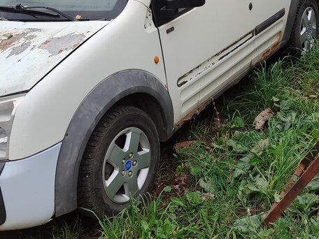 2003 Ford Transit Connect, белый, 350000 рублей, вид 4