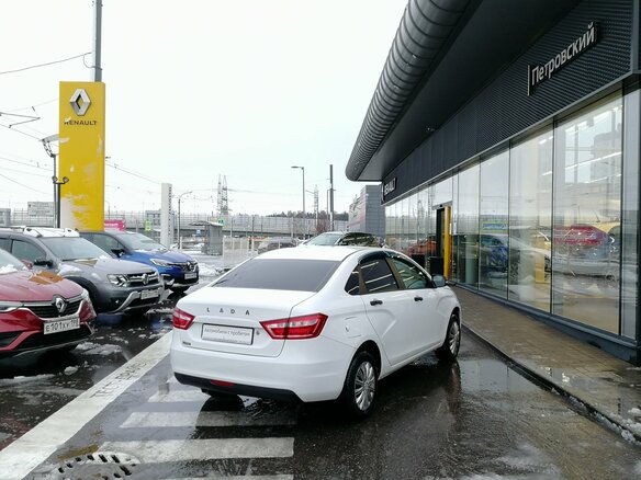2016 Lada (ВАЗ) Vesta I, белый - вид 3