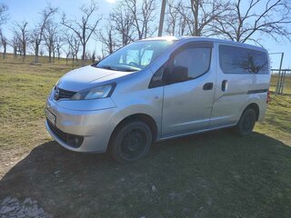 2015 Nissan NV200, серебристый, 1050000 рублей, вид 2