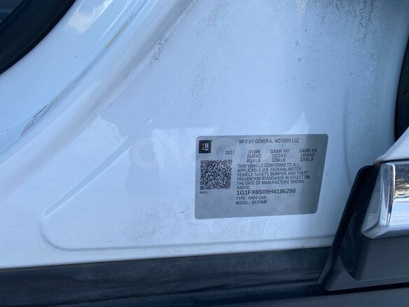 2017 Chevrolet Bolt I, белый - вид 27