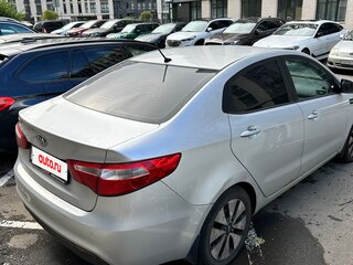2012 Kia Rio 4-speed III, серебристый, 750000 рублей, вид 4