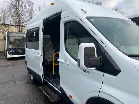 2025 Ford Transit, белый, 8650000 рублей - вид 5