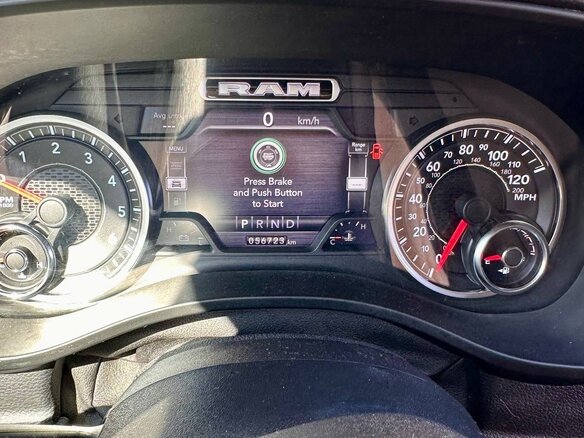 2020 Ram 1500 Crew Cab IV (DS/DJ), белый, 4322908 рублей - вид 22