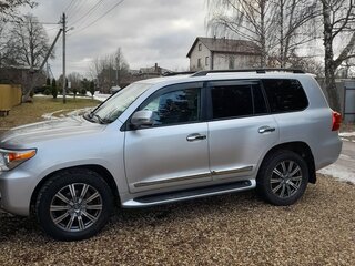 2015 Toyota Land Cruiser 200 Series Рестайлинг 1, серебристый, 4299000 рублей, вид 2