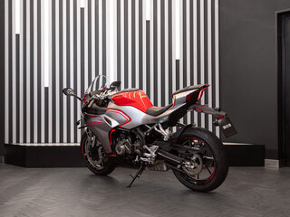 2026 QJMotor SRK 421 RR, красный, 629000 рублей, вид 5