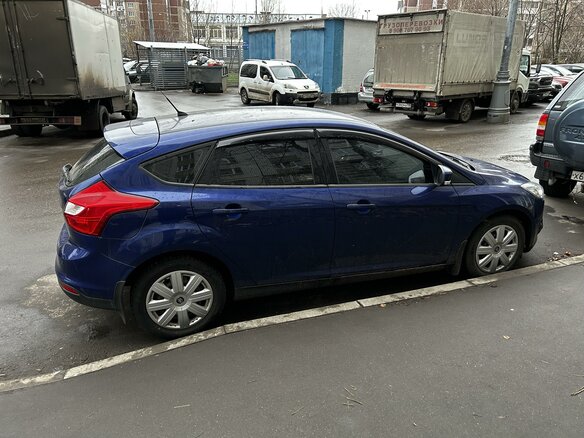 2014 Ford Focus III, синий, 1600000 рублей - вид 2