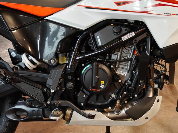 2026 KTM 390 Adventure X, белый, 720000 рублей - вид 12