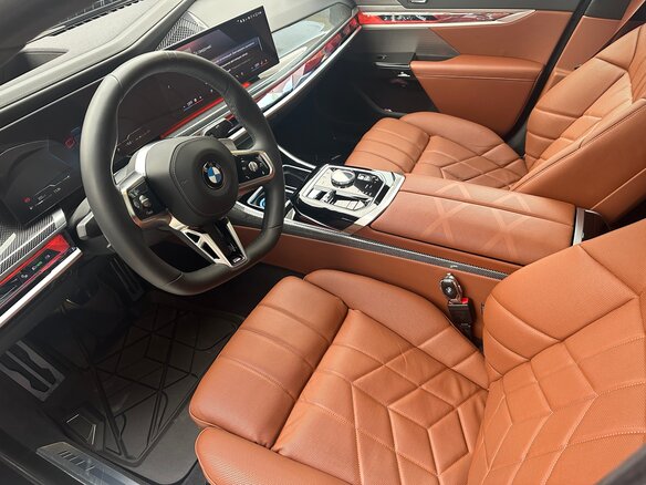 2023 BMW 7 серии 740d xDrive VII (G70), чёрный, 13300000 рублей - вид 12