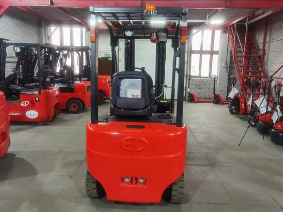 2021 EP Equipment EFL181, пурпурный - вид 3