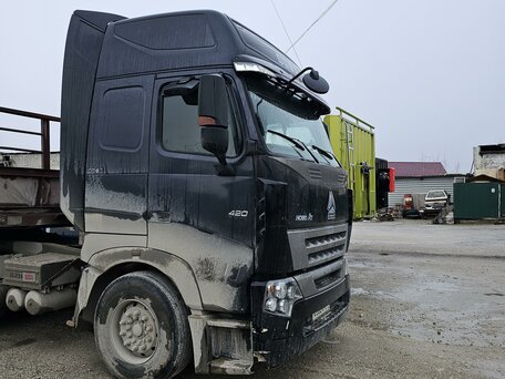 2011 Sinotruk Howo 6X4, чёрный, 2500000 рублей, вид 4