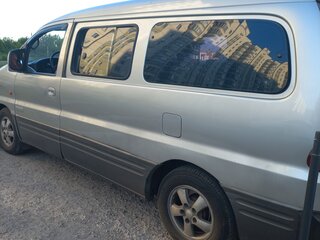 2007 Hyundai H-1 I Рестайлинг, серый, 450000 рублей, вид 3