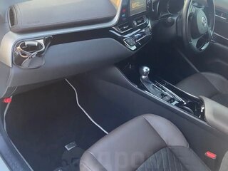 2018 Toyota C-HR I, белый, 2200000 рублей, вид 4