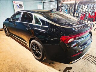 2020 Kia K5 III, чёрный, 2550000 рублей, вид 1