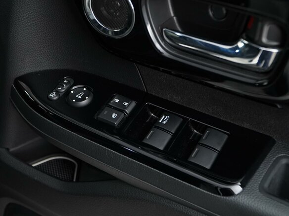 2021 Honda N-BOX II Рестайлинг, белый, 1599077 рублей - вид 11