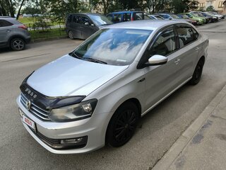 2016 Volkswagen Polo V Рестайлинг, серебристый, 1200000 рублей, вид 1