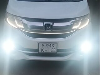 2015 Honda Stepwgn Spada V, белый, 1620000 рублей, вид 2