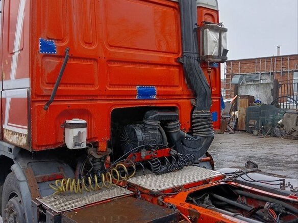 1992 DAF 95, красный, 600000 рублей - вид 2