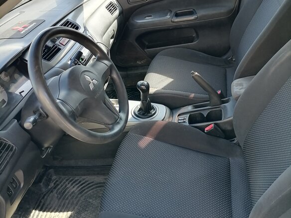 2006 Mitsubishi Lancer IX, серебристый - вид 8