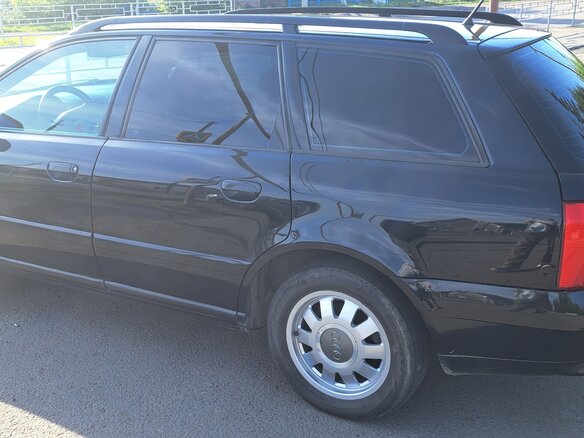 2000 Audi A4 I (B5) Рестайлинг, чёрный, 540000 рублей - вид 3
