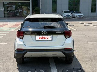 2022 Toyota Yaris L XP150 Рестайлинг, белый, 1320000 рублей, вид 4
