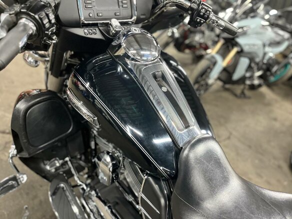 2013 Harley-Davidson Electra Glide, чёрный, 1450000 рублей - вид 18