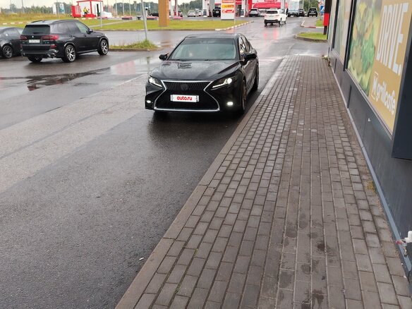 2018 Toyota Camry VIII (XV70), чёрный, 2420000 рублей - вид 3