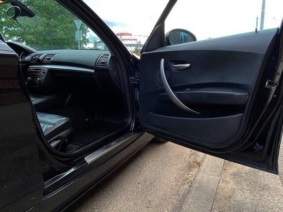 2004 BMW 1 серии 120d I (E81/E82/E87/E88), чёрный, 850000 рублей - вид 20