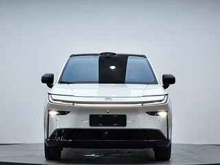 2025 Toyota bZ3X 58.3 kWh, белый, 2679585 рублей, вид 2