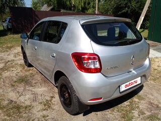 2014 Renault Sandero II, серый, 500000 рублей, вид 4