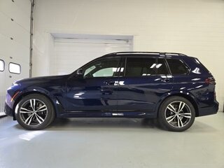 2026 BMW X7 40i I (G07) Рестайлинг, синий, 18152085 рублей, вид 4