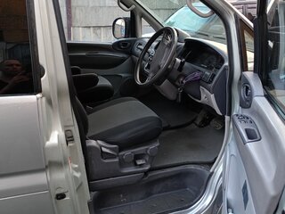 1994 Mitsubishi Delica IV, серый, 700000 рублей, вид 5