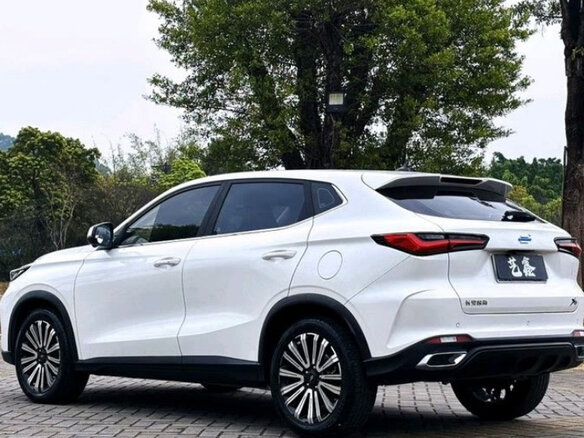 2022 Oshan X5, белый, 1080000 рублей - вид 4